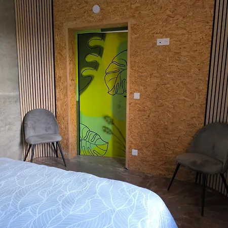 D'hotes Goudin Avion