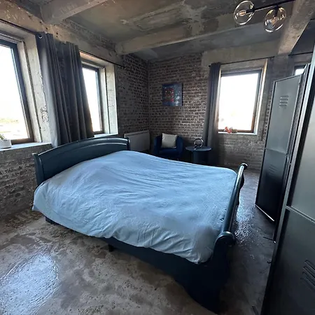 D'hotes Goudin Aparthotel Avion