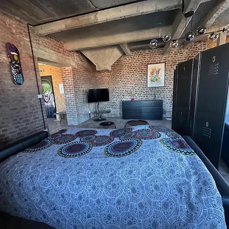 D'hotes Goudin Avion