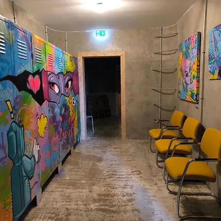 D'hotes Goudin Avion